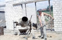 Бетон в бетономешалке